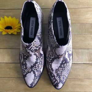 Steve Madden Bootie